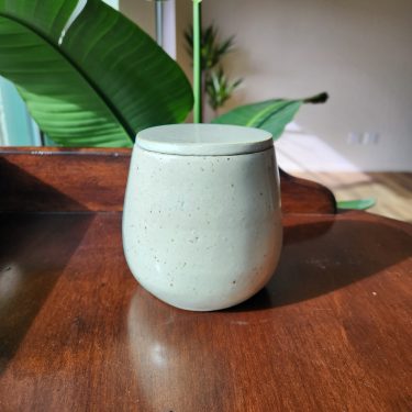 White urn 3
